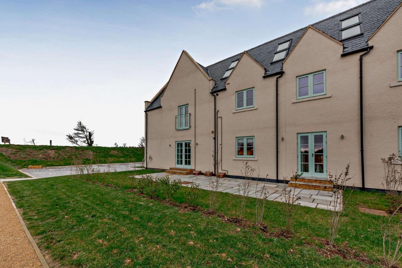 Riverview * Burford