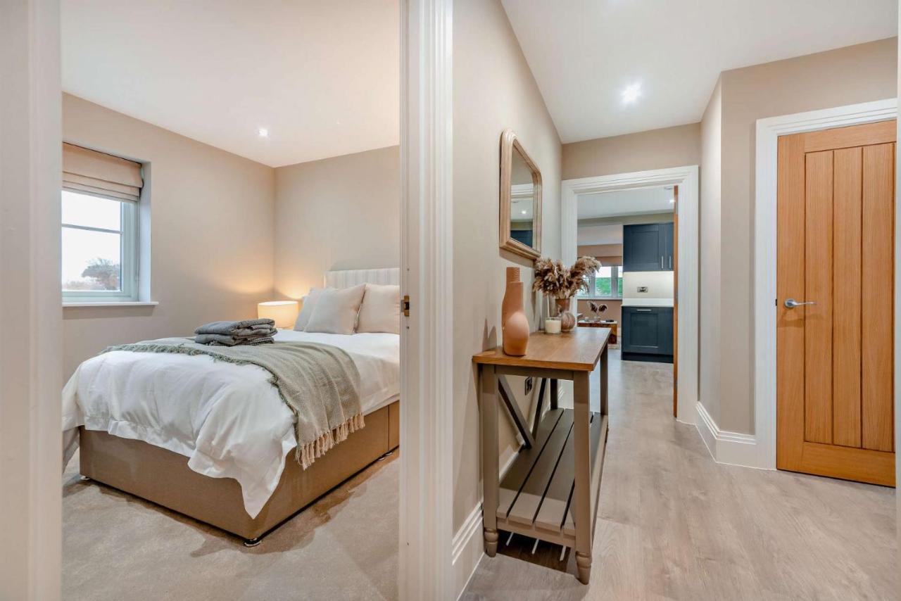 Riverview * Burford